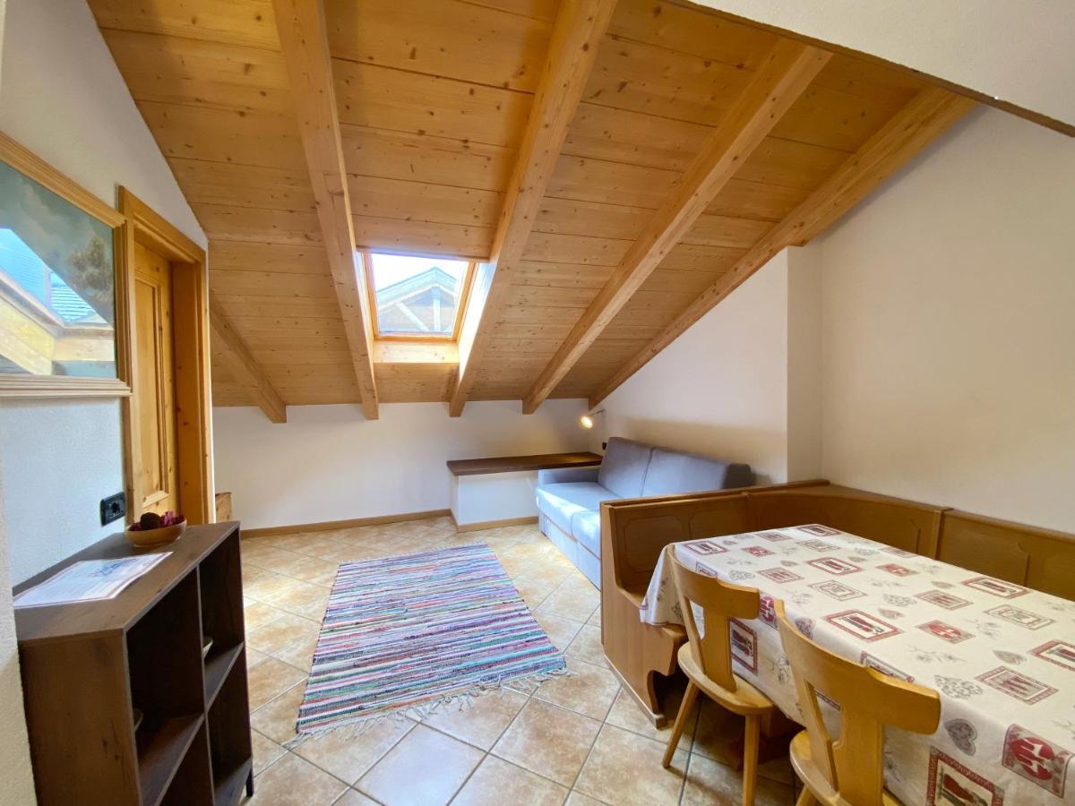 Loft Mountain Spirit Lägenhet Livigno Exteriör bild
